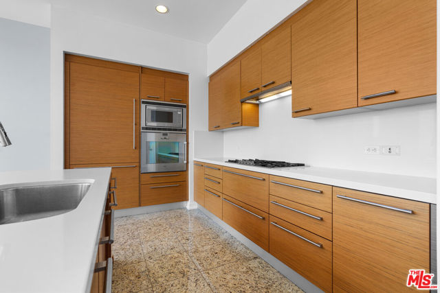 900 W Olympic Boulevard, Los Angeles CA: https://media.crmls.org/mediaz/e70d7e36-6463-45f4-9930-80291d602499.jpg