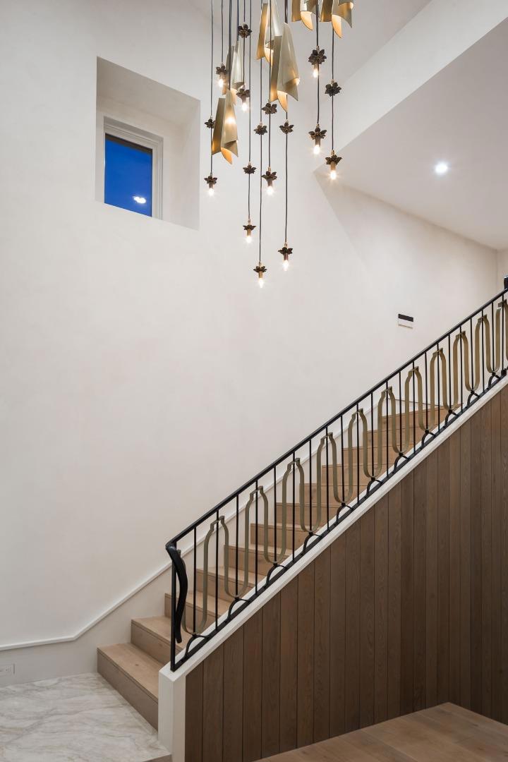 https://media.crmls.org/mediaz/e70e102b-5485-493a-b445-548dba2600d1.jpg?preset=X-Large