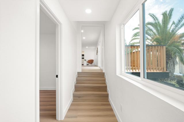 Image 33 of 44 For 552 Felicita Avenue