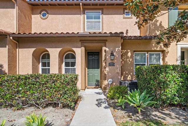17071 Calle Trevino, San Diego CA: https://media.crmls.org/mediaz/e7100212-6bf2-4e91-a547-a58537e493ed.jpg