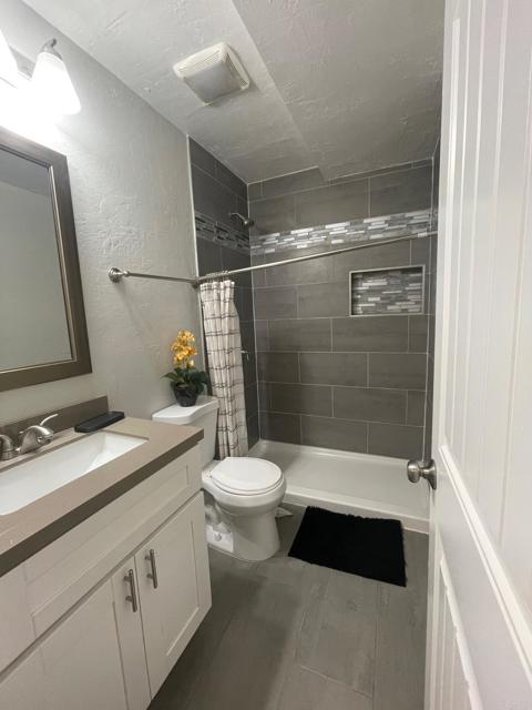 Detail Gallery Image 8 of 10 For 4117 Jamul Ave, San Diego,  CA 92113 - 3 Beds | 2 Baths