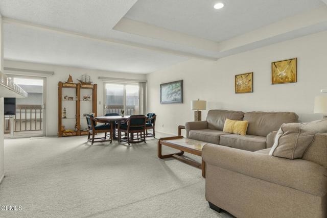 Detail Gallery Image 6 of 56 For 137 Mainsail Ct, Port Hueneme,  CA 93041 - 3 Beds | 2/1 Baths