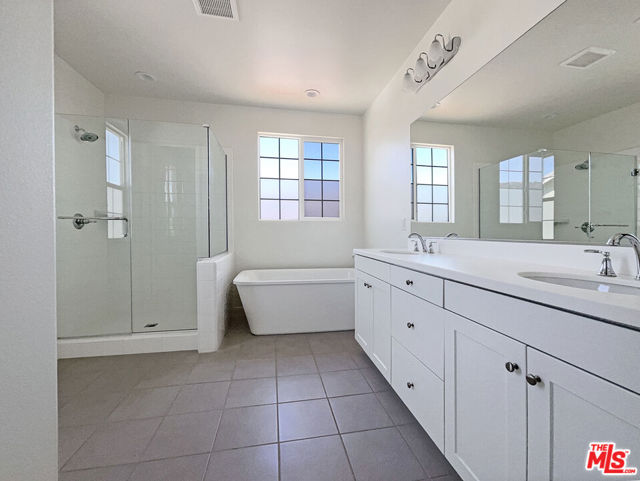 265 Rose Street photo 7