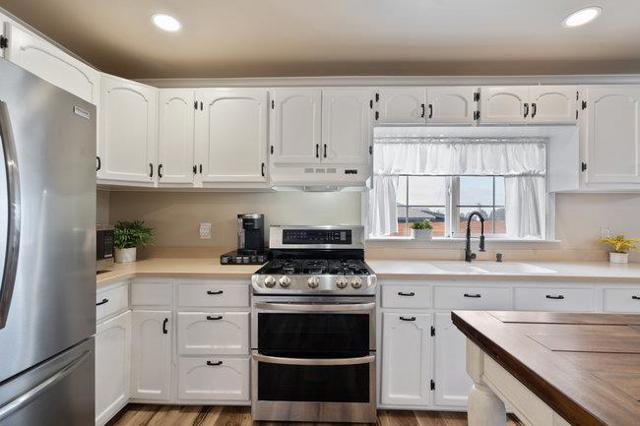 22 Heiner Road, Watsonville CA: https://media.crmls.org/mediaz/e7130d40-f759-4fb3-9262-c38a30fd4af3.jpg