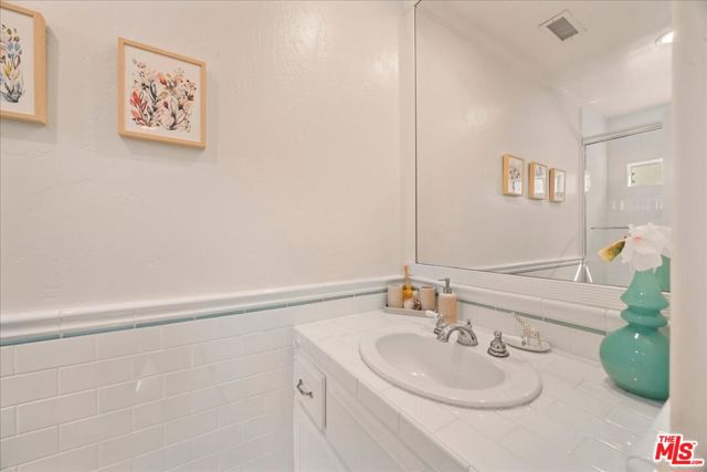 10388 Keswick Avenue photo 33