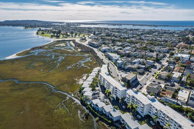 Detail Gallery Image 29 of 31 For 3991 Crown Point Dr #P13,  San Diego,  CA 92109 - 1 Beds | 1 Baths