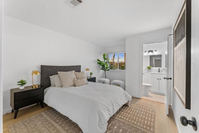 Detail Gallery Image 11 of 27 For 3839 Vista Campana #32,  Oceanside,  CA 92057 - 2 Beds | 1/1 Baths