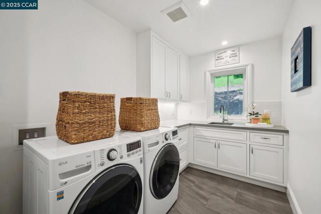 1204 Glen Rd, Lafayette CA: https://media.crmls.org/mediaz/e715310a-a447-4483-a320-26e993bf0d41.jpg