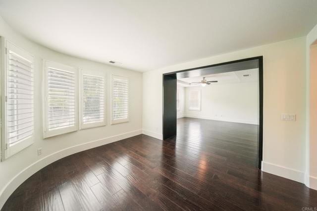 Detail Gallery Image 34 of 61 For 821 Shadow Ridge Pl, Chula Vista,  CA 91914 - 5 Beds | 4/1 Baths