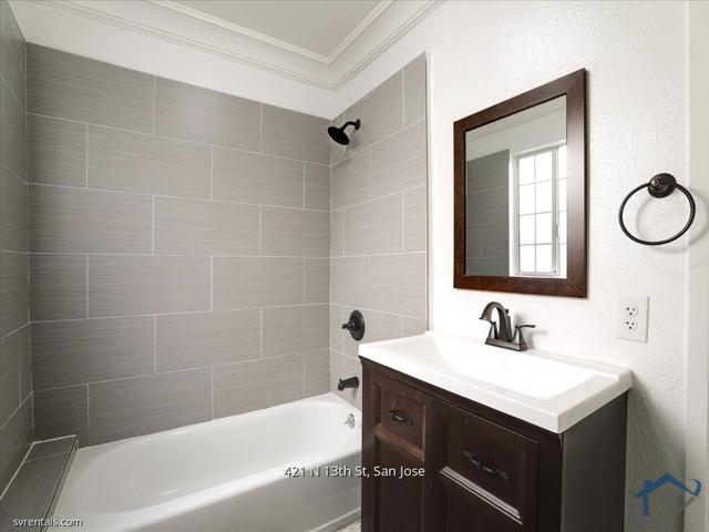421 N 13th Street, San Jose CA: https://media.crmls.org/mediaz/e715ef0b-a630-43aa-b4f8-066956894ab2.jpg