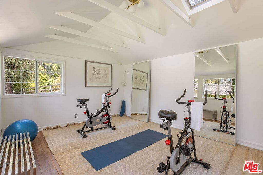 MLS #26863417 image #20