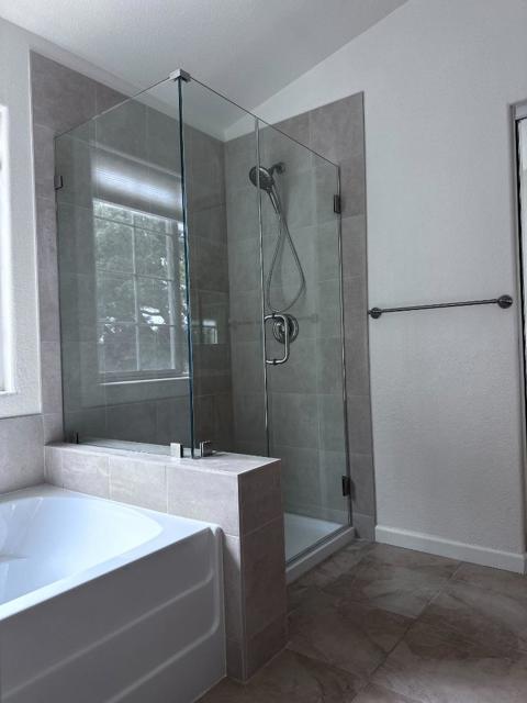 32425 Pacific Grove Way, Union City CA: https://media.crmls.org/mediaz/e7182662-ba54-4a79-b8e8-3065ed7ed83b.jpg