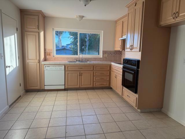 136 Celia Drive, Watsonville CA: https://media.crmls.org/mediaz/e71927fb-aa73-4dd6-8ca7-7684c36e8a90.jpg