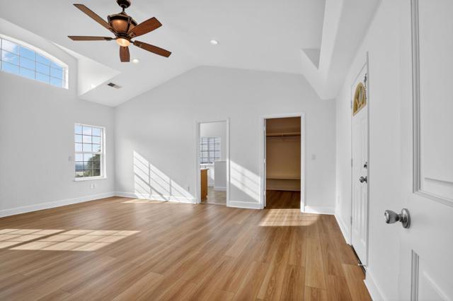 35 Blazeford Gulch, Oroville CA: https://media.crmls.org/mediaz/e71967e9-f496-4792-823f-4c9c3157cdeb.jpg