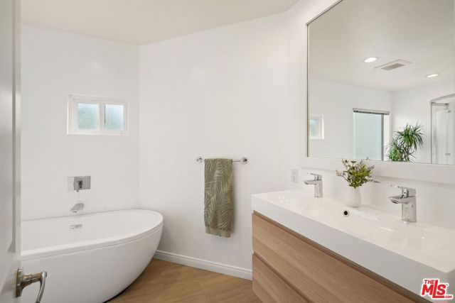 Drew Fenton | 29500 Heathercliff Rd Malibu CA | MLS: 7460247