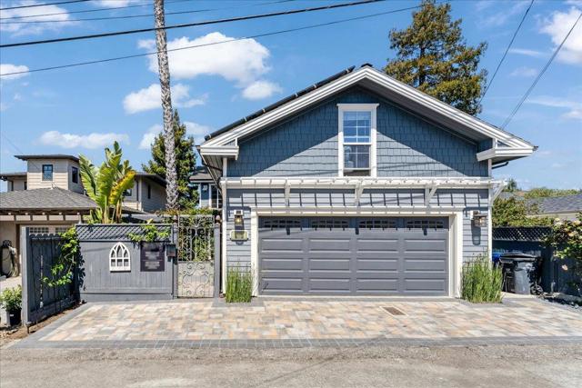 410 Monterey, Capitola CA: https://media.crmls.org/mediaz/e71a6f03-5071-45f3-805e-412c2eea7389.jpg