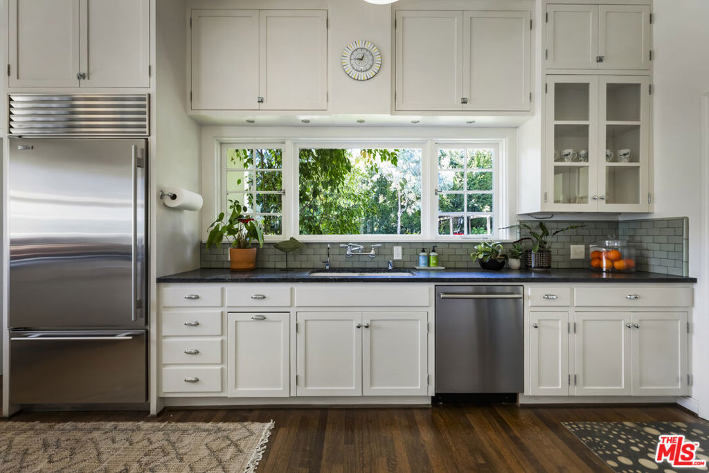 MLS #25564997 image #20