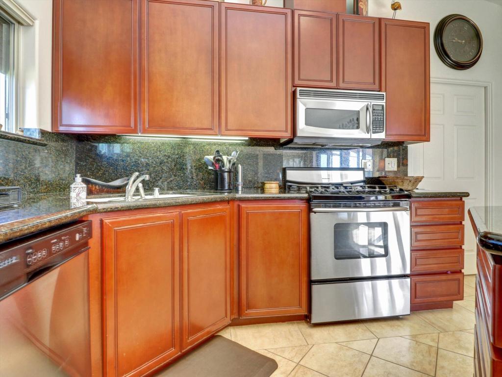 MLS #219138153DA image #16