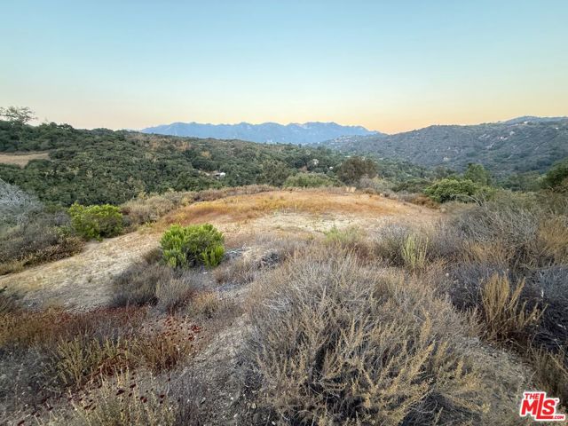 0 Hillside Drive, Topanga CA: https://media.crmls.org/mediaz/e71b763c-d32c-4844-aee7-cc52eeb0ab1d.jpg