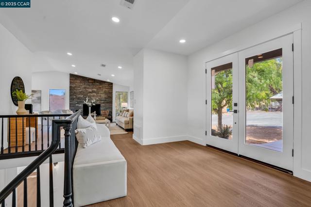 5505 Old School Rd, Pleasanton CA: https://media.crmls.org/mediaz/e71cbe8f-523a-4b54-ba15-64353bf9379b.jpg