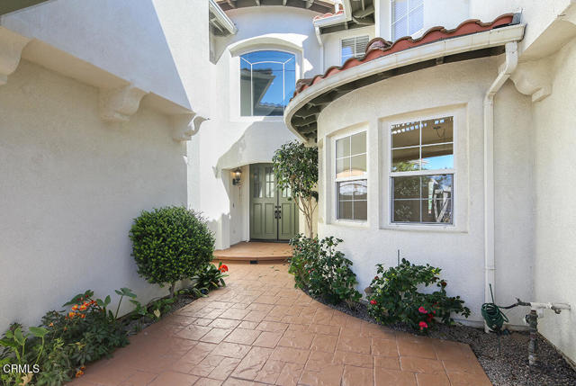 Detail Gallery Image 4 of 58 For 2880 Avenida De Autlan, Camarillo,  CA 93010 - 4 Beds | 4/1 Baths