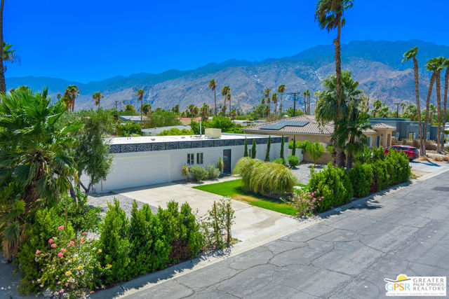 2405 Francis Drive, Palm Springs, California 92262, 3 Bedrooms Bedrooms, ,Single Family Residence,For Sale,Francis,24429179