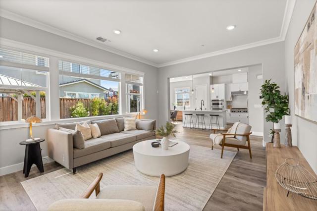 39806 Tomcod Street, Newark CA: https://media.crmls.org/mediaz/e71ea3c6-4a31-4c91-8917-5657c048bfe5.jpg