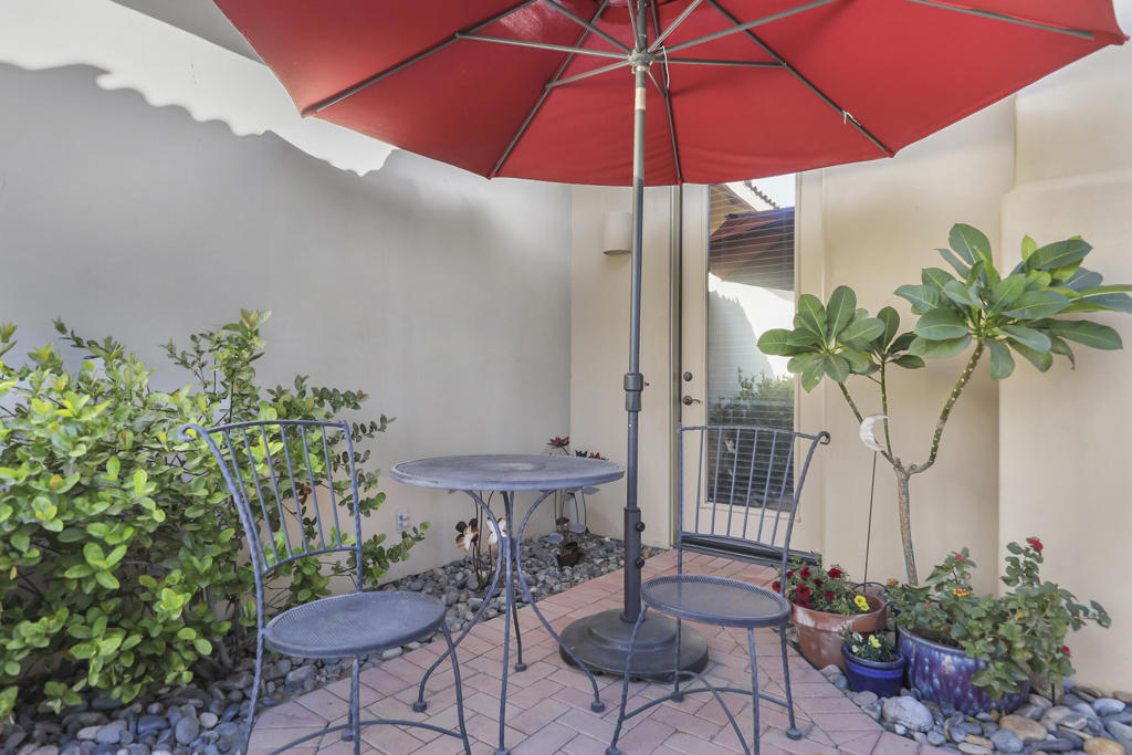 MLS #219137894DA image #2