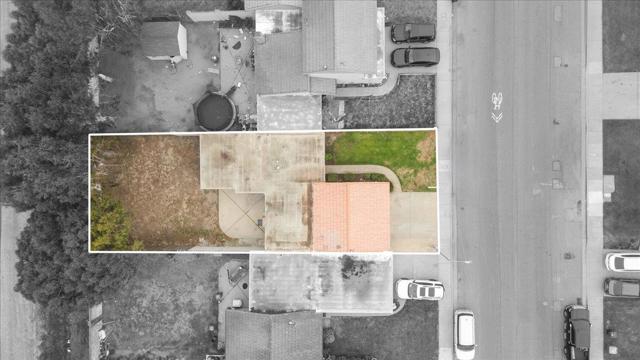 1631 Cherokee Drive, Salinas CA: https://media.crmls.org/mediaz/e71f39d7-ad45-4e3d-8fd1-812671e0803a.jpg