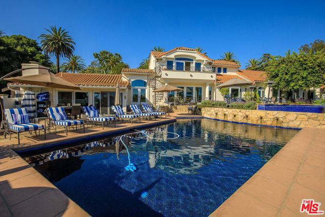 1601 Alisa Estate, Santa Barbara CA: https://media.crmls.org/mediaz/e71f4864-dd32-4589-af32-6e82e9d9b8be.jpg
