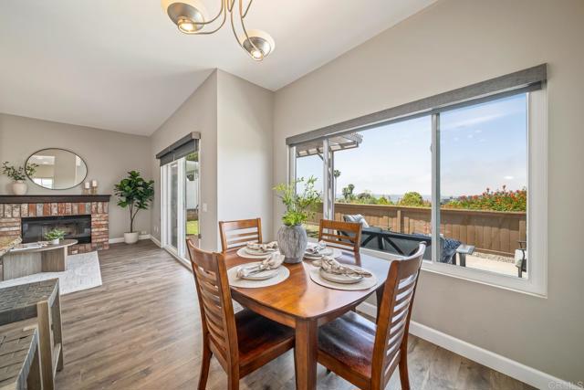 4507 Carnaby Court, Carlsbad CA: https://media.crmls.org/mediaz/e71f50a1-907b-46fe-8df8-4c9d85d91e26.jpg