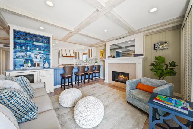 22130 E Cliff Drive, Santa Cruz CA: https://media.crmls.org/mediaz/e7204813-b37d-474d-b5d0-b04346b14fda.jpg