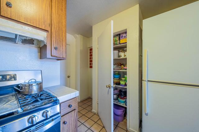 916 Acosta Plaza, Salinas CA: https://media.crmls.org/mediaz/e7205221-4091-4df1-85ab-0e6f69ec2b1c.jpg