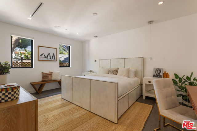 732 Huntley Drive, West Hollywood CA: https://media.crmls.org/mediaz/e7207305-1f4a-4b51-8673-0c0e304a9e6c.jpg