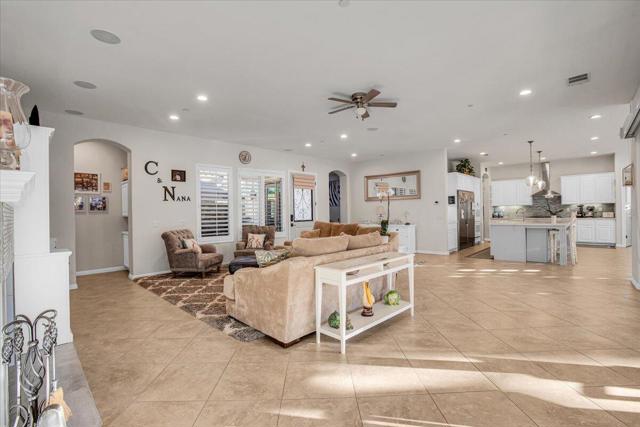 Image 7 of 65 For 57755 Barristo Circle