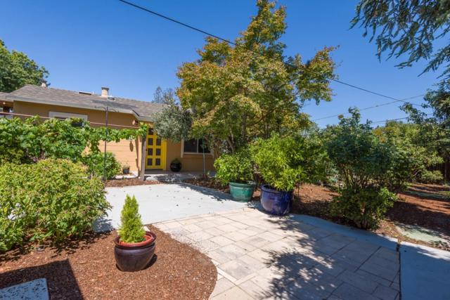 831 Canyon Road, Redwood City CA: https://media.crmls.org/mediaz/e721d91d-7893-4718-a8ce-dd069a66c487.jpg
