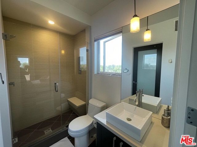 6061 Cashio Street, Los Angeles CA: https://media.crmls.org/mediaz/e722753e-906e-490c-98a3-dd891402031e.jpg