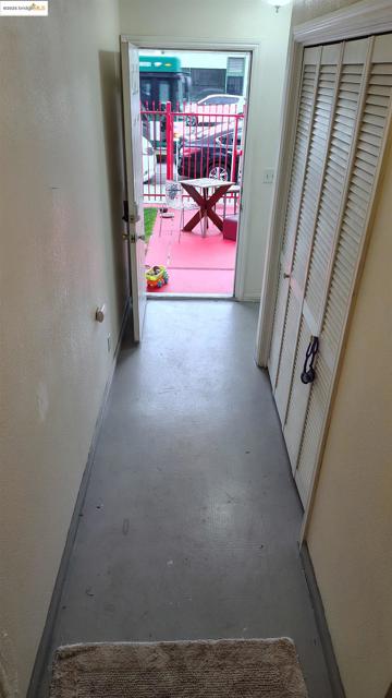 3532 San Leandro St, Oakland CA: https://media.crmls.org/mediaz/e7227d95-b7a1-4233-a50e-9845c4cb0c30.jpg