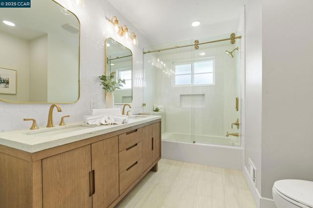 3715 Liscome Way, Concord CA: https://media.crmls.org/mediaz/e722da0e-3004-4b58-a116-994039a0848a.jpg
