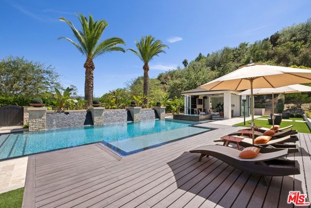 2855 Oak Knoll Drive, Diamond Bar CA: https://media.crmls.org/mediaz/e7243c45-e7d0-4f9d-9cf6-e289e80beb9c.jpg
