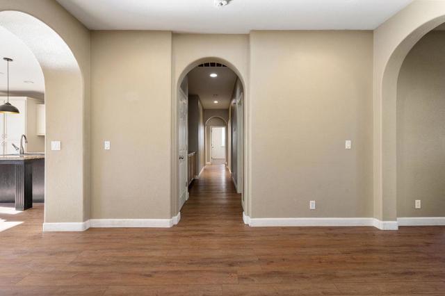 11447 Mirage Drive, Chowchilla CA: https://media.crmls.org/mediaz/e7244792-5648-4797-a7f3-414093d6e361.jpg