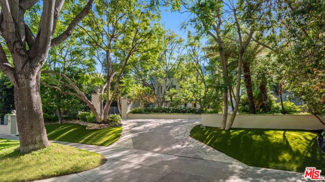 809 North Alpine Drive photo 2