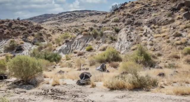 55455 Pipes Canyon, Pioneertown CA: https://media.crmls.org/mediaz/e724e139-3b69-4b45-8810-b1de7860a875.jpg