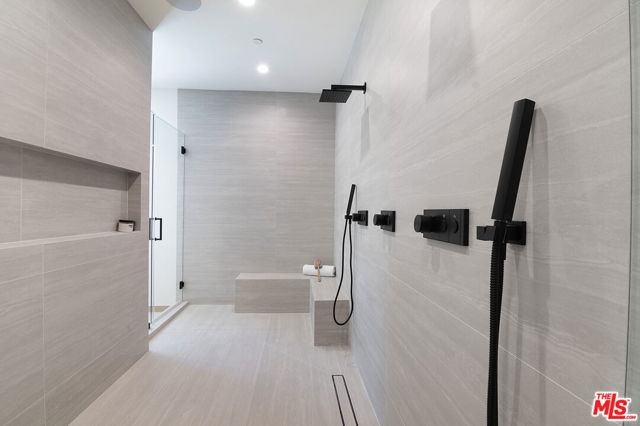 22616 Hatteras Street, Woodland Hills CA: https://media.crmls.org/mediaz/e726483d-c847-4665-ad6b-814ae2df1d34.jpg