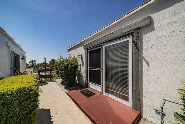 Detail Gallery Image 3 of 24 For 3621 Vista Campana South #92, Oceanside,  CA 92057 - 2 Beds | 2 Baths