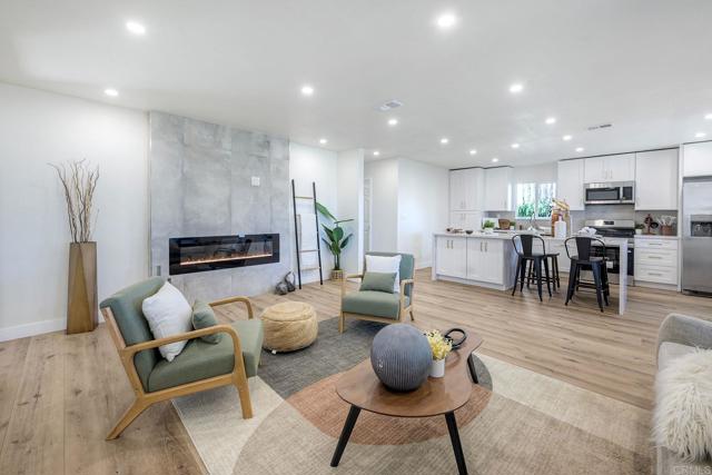 Detail Gallery Image 7 of 33 For 1350 Marabou Ln, Vista,  CA 92083 - 3 Beds | 2 Baths