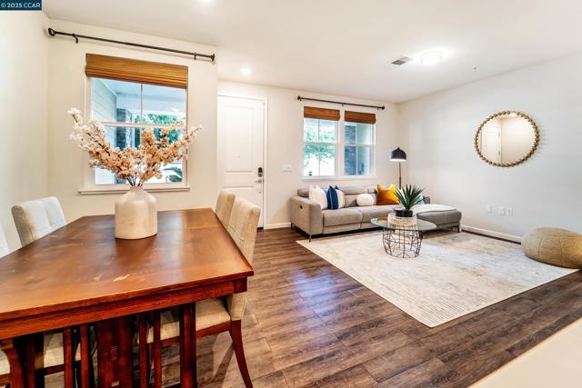 1233 Bockman, San Lorenzo CA: https://media.crmls.org/mediaz/e727e00c-6238-42c9-ac76-ae90c669c057.jpg