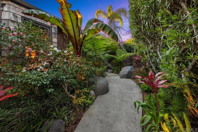 Detail Gallery Image 2 of 62 For 2034 36 Mackinnon Ave, Cardiff By The Sea,  CA 92007 - 5 Beds | 4 Baths