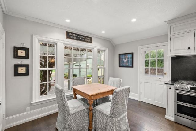 Image 33 of 94 For 1486 Newport Avenue