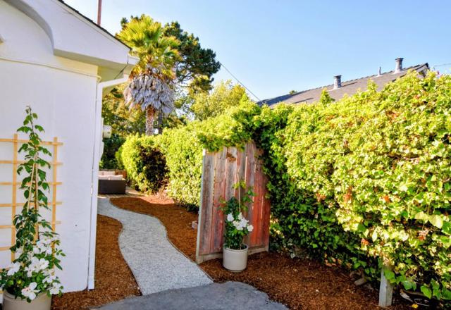 319 McCormick Avenue, Capitola CA: https://media.crmls.org/mediaz/e7288b04-9412-45bb-b5c4-567b36b6364a.jpg